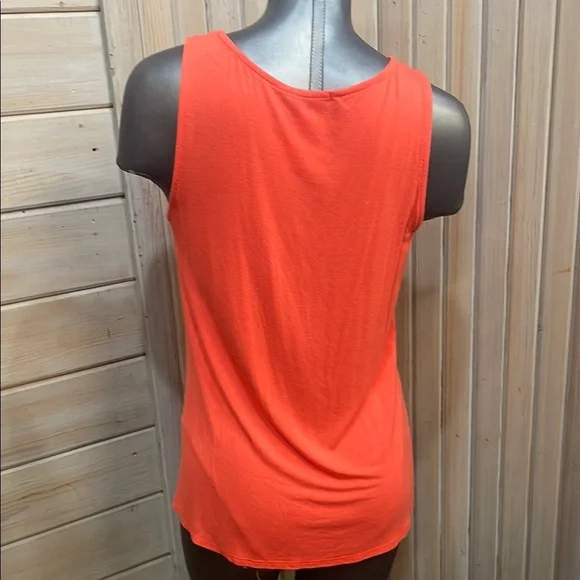 Coral Sleeveless Cut Out Tank Top - Picture 3 of 5